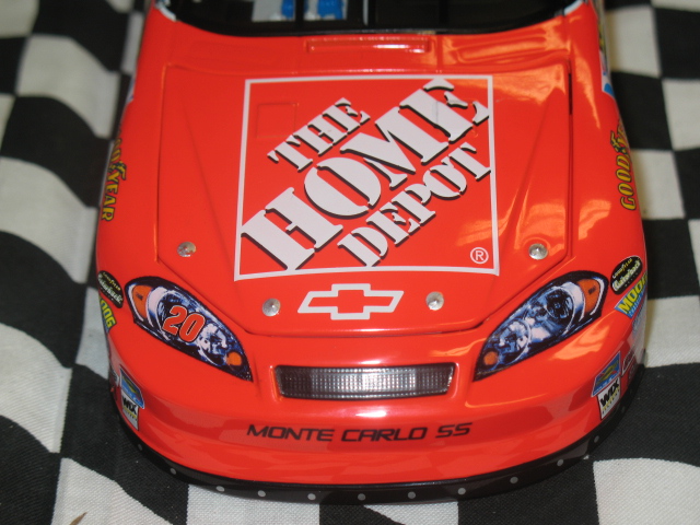 24 Tony Stewart #20  2007 Car 79R  