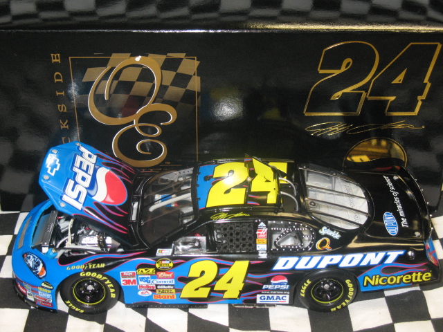   24 Jeff Gordon #24 Pepsi 2007 Trackside Elite Car 781317629794  