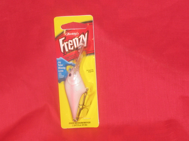 Berkley Frenzy Medium Diver Crankbait Lure FD7 M TXS